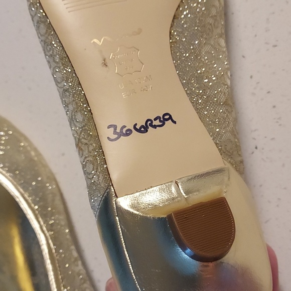NWOT Nina gold kitten heels 10.5 M - Picture 6 of 8